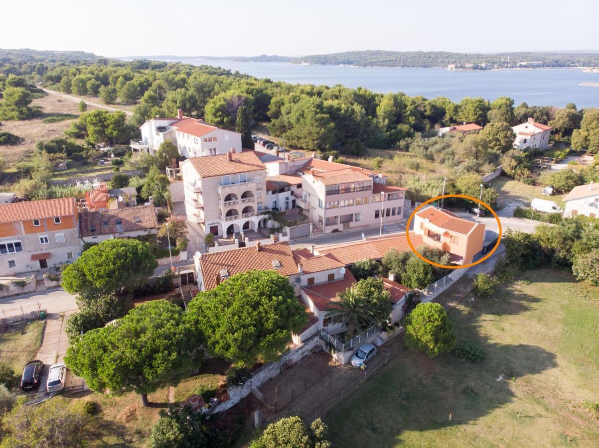 Apartments Petra Near Beach Veruda Zewnętrze zdjęcie